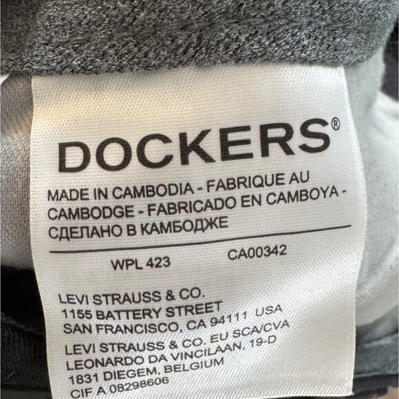 Dockers Mens Classic Fit Black Chino Pants Size 40 x 31 Flat Front Cotton Blend - Picture 4 of 5